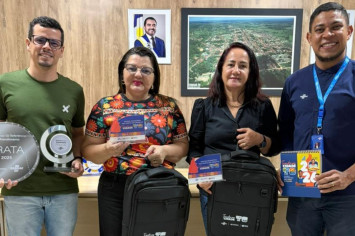 Prefeitura Municipal recebe Selo Prata do SEBRAE de Referência em Atendimento na Sala do Empreendedor